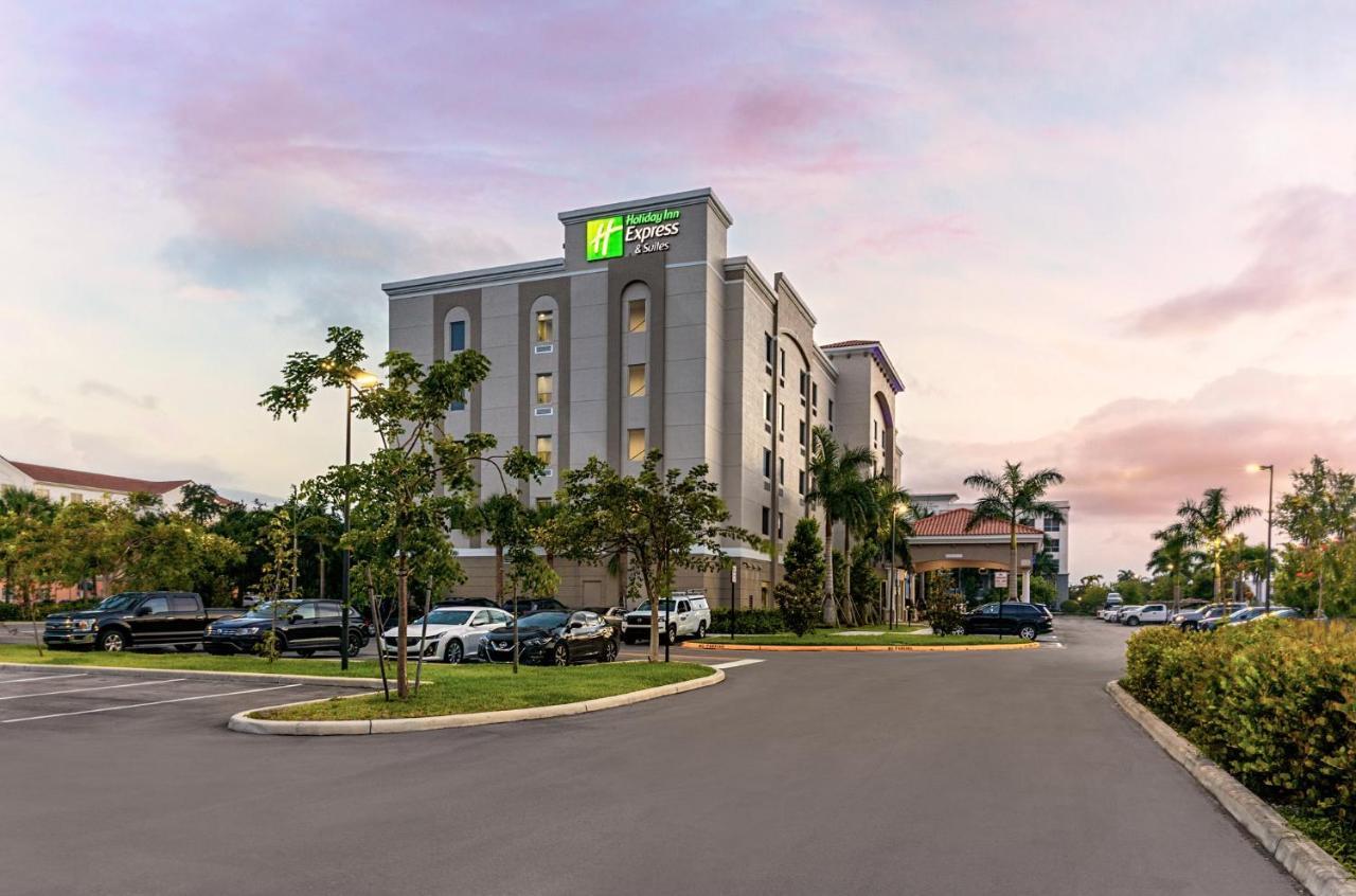 Holiday Inn Express & Suites - Miramar By Ihg Kültér fotó