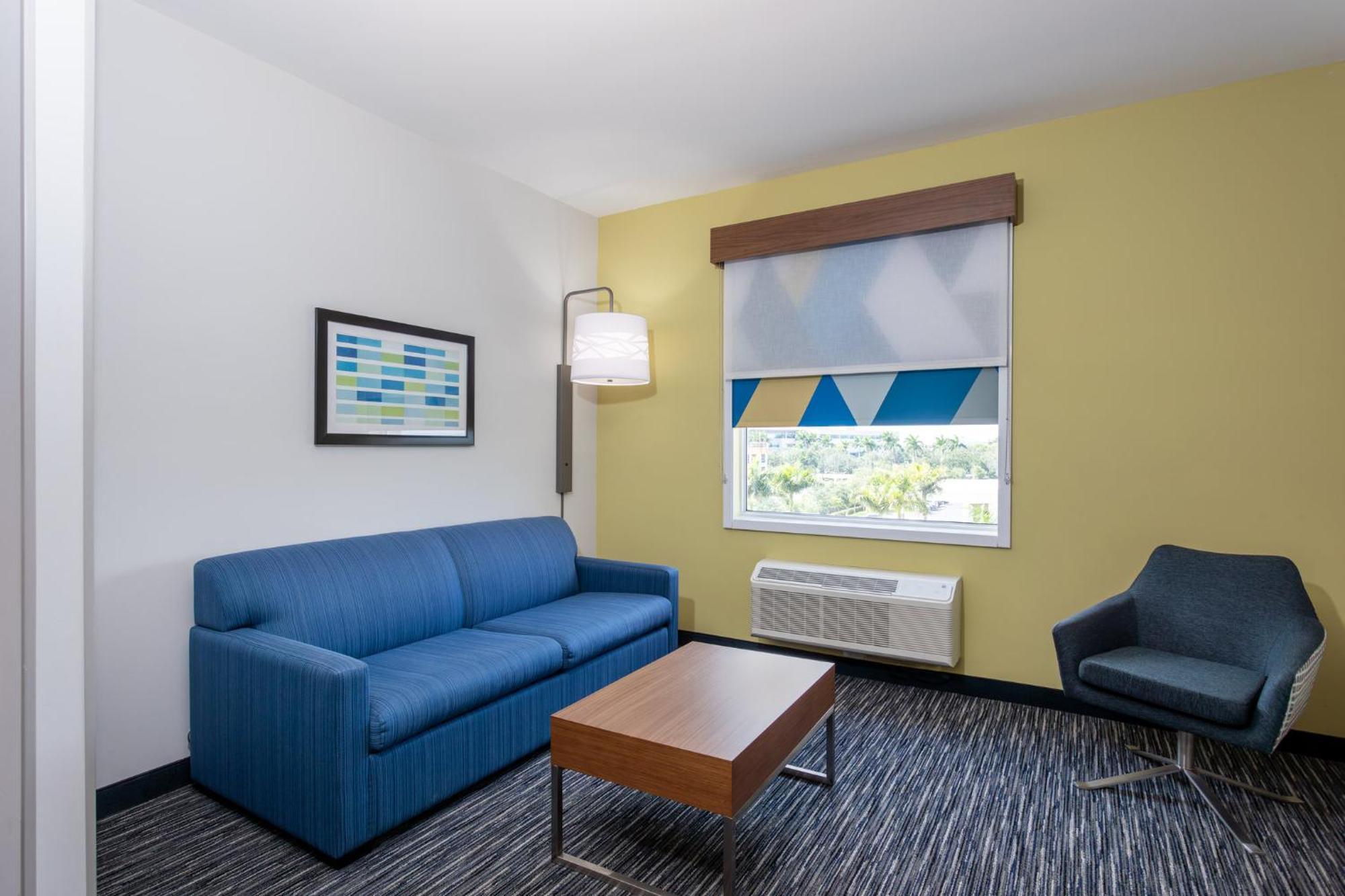 Holiday Inn Express & Suites - Miramar By Ihg Kültér fotó