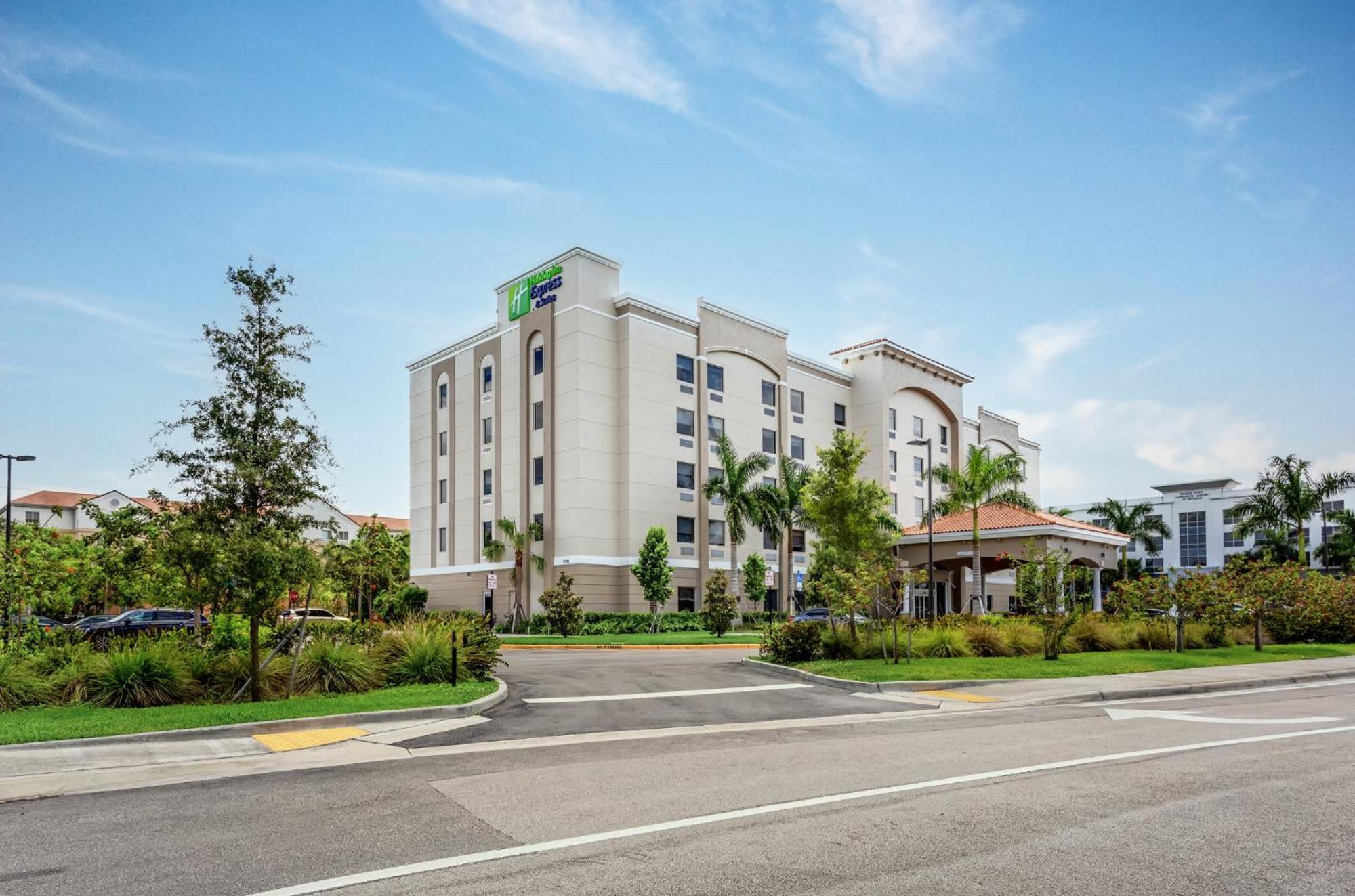 Holiday Inn Express & Suites - Miramar By Ihg Kültér fotó